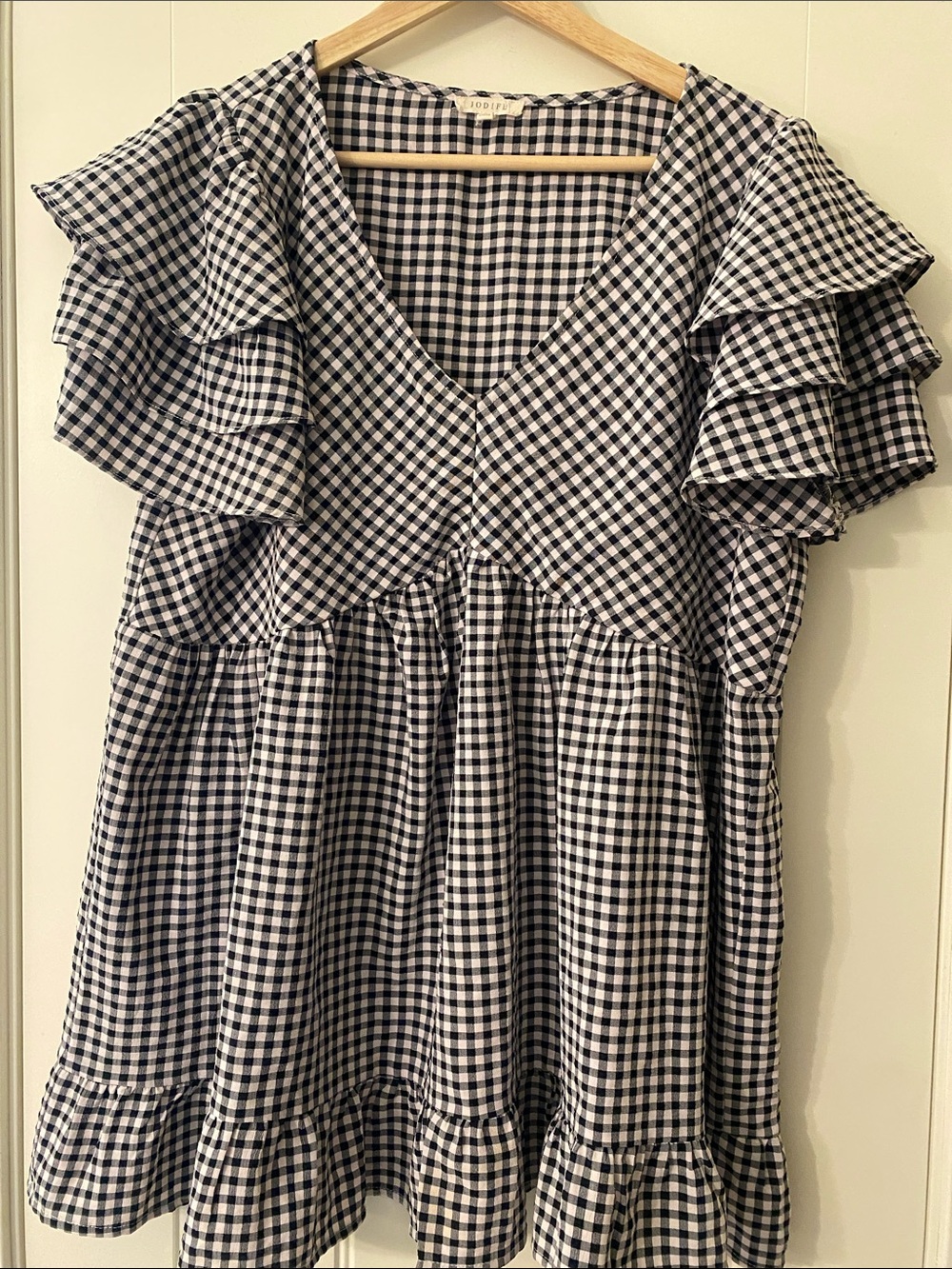 Jodifl Black and White Gingham Ruffle Sleeve V-Neck top